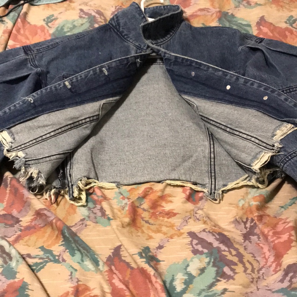 Jean jacket - Picture 4 of 5
